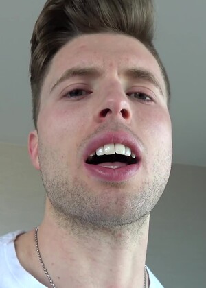 Hairy Jock Wade County Jerks Off