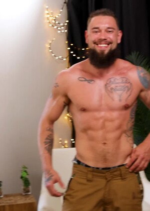 Bad Boy, Big Heart! Brodie Graves Opens Up To The Fans!