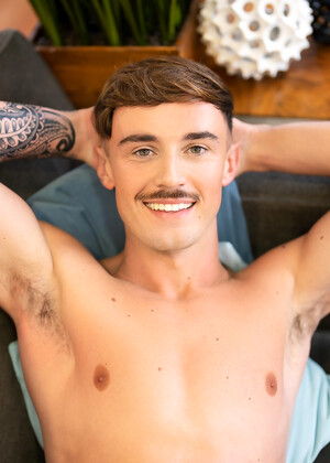 Hot studs Manny and Phoenix gay anal sex
