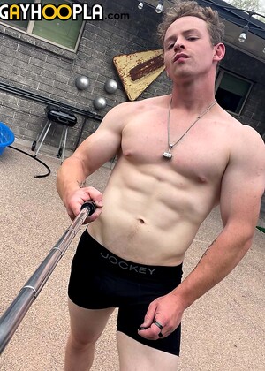 Kane Hardy Needs More Than Just A Finger To Cum!