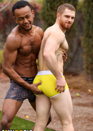 Two Friends FUCK - Dustin Hazel Makes Apollo Parker Scream For More