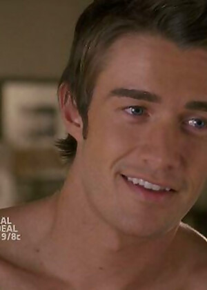 Robert Buckley