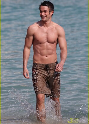 Robert Buckley