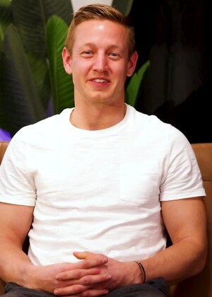 Hot New Stud Tony Heart Has Perfect Abs And The Secret To Happiness!