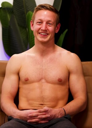 Hot New Stud Tony Heart Has Perfect Abs And The Secret To Happiness!