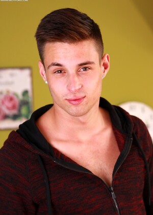 James Banwith sends a huge load all over his chest.