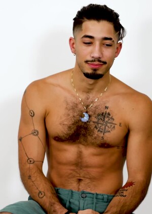 Lover Boy Troy Banderas Is Ready To Take The Stage!