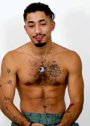 Lover Boy Troy Banderas Is Ready To Take The Stage!