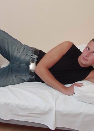 Lovely twink with great body
