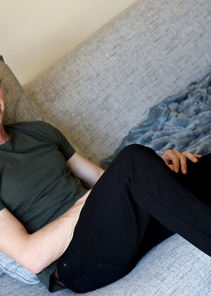 With The Dirk Diggler Cock, Watch London Ryan Jerk Off