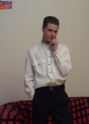 Uncut euro boy