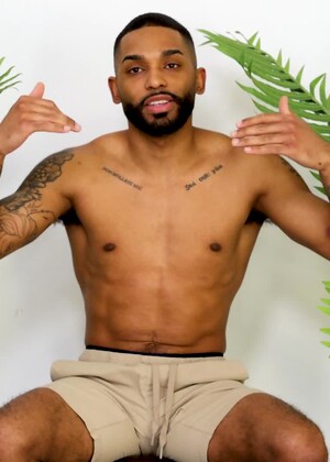 All Eyes Are On New Hung Stud James Harp!