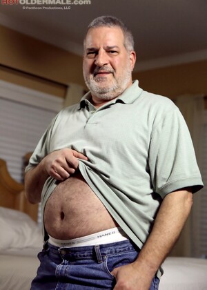 Chubby daddy Luciano