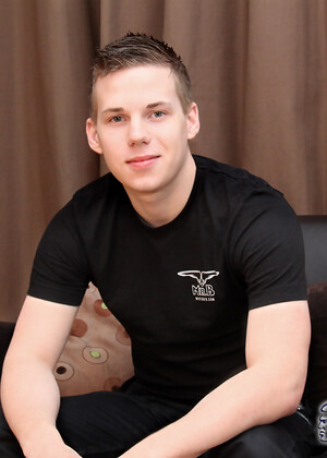 Hot young Manchester boy Ryan Days arrives for his solo wank and interview