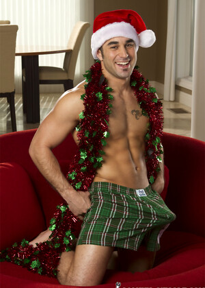 Muscled man Sam getting naked
