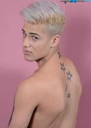 UK Exclusive, Mickey Taylor, Demonstrates His Inked Solo Antics With A Jizz-Load Of Cum!