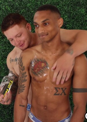 Love At First Sight? Eli Bennet & Jeremiah Cruz Hit It Off