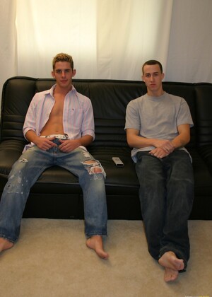 Sexy gays Brady Rey & Criss Strokes show their dicks before sucking each other