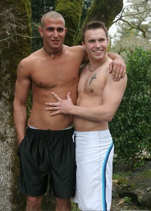 Amateur gay studs Trent & Denny wank their big dicks after blowing each other