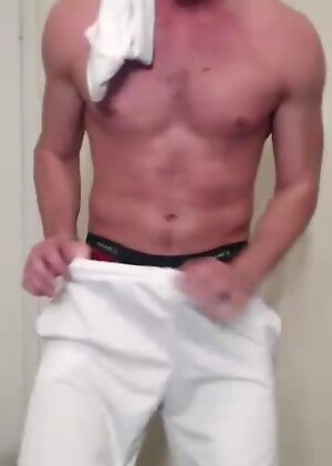 Cody Big Country Cock