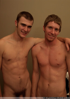 Masseur Steven Wam gives Christian Wilde a hot massage before getting analized