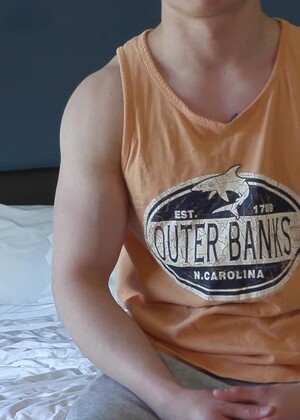 Young Body Builder Jerks Off