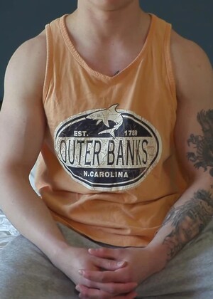 Young Body Builder Jerks Off