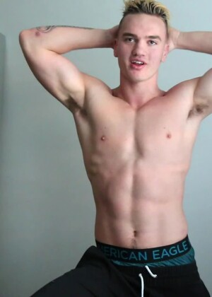 Muscle Beach Bum Jackson Knight JERKS OFF