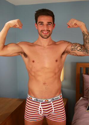 Fit Straight Footballer Lucas