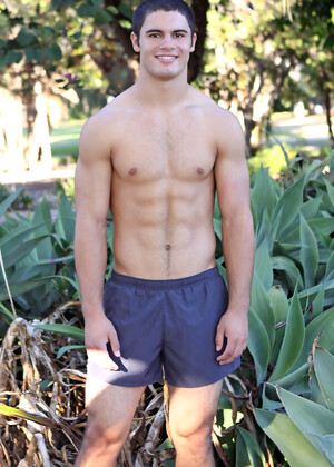 Scott shows his perfect ripped body