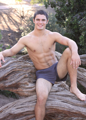 Scott shows his perfect ripped body
