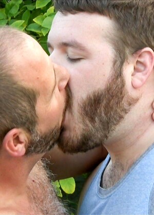 John Thomas and Lee West