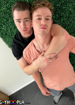 Mason Skyy Goes Bareback With Hot New Neighbor Kane Hardy