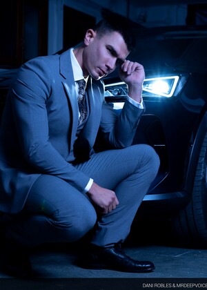 Executive Pick Up