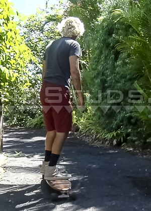 Dover Skates Nude! Boner Walk x3, Skinny dips, Slaps Ass & Long Jerk Session in Hawaii!