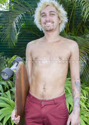 Dover Skates Nude! Boner Walk x3, Skinny dips, Slaps Ass & Long Jerk Session in Hawaii!