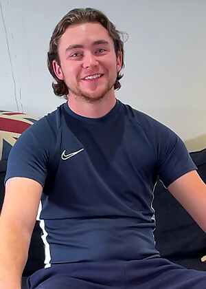 Young Straight Footballer Wanks his Uncut Cock & Bucket Loads of Cum Shoots Everywhere!