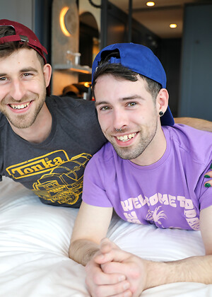 My cutest mates Eddie and Byron hooking up