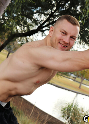 Big Muscular Jock Bryce Beckett Jerks Off