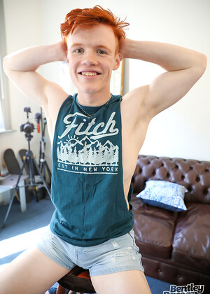Shooting with sexy red head Aussie Andy Conboi