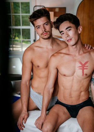 CockyBoys Exclusive Evan Knoxx bottoming for Cody Seiya