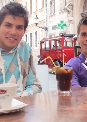 Phillipe & Adam fuck