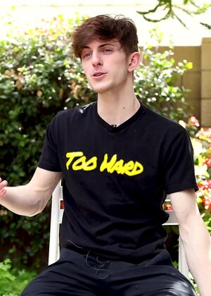 TikTok Star Bryce Kelly Sneaks Away For A Porn Shoot!
