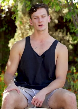 18 Y/O Stud Roman Austin Is Young And Full Of Passion!