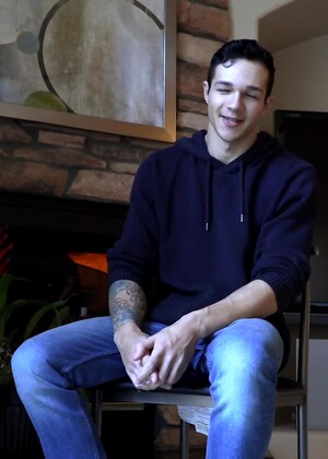 Big Dick Newcomer Jayden Marcos Jerks Off