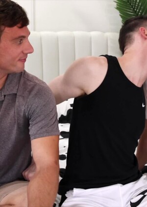 Threesome Fun - Kingsley Kross Leslie Madison & Thomas Rosewood Show Off Their Freaky Sides
