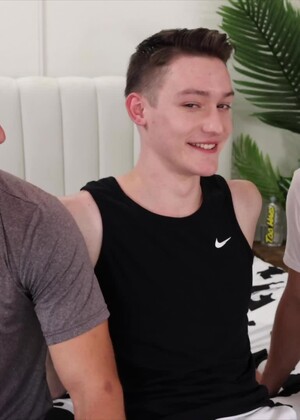 Threesome Fun - Kingsley Kross Leslie Madison & Thomas Rosewood Show Off Their Freaky Sides