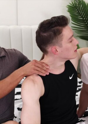 Threesome Fun - Kingsley Kross Leslie Madison & Thomas Rosewood Show Off Their Freaky Sides