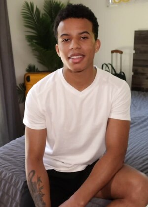 Big Dick New Guy Isaiah Ortega Fills A Fleshlight In The Shower Tills He Nuts