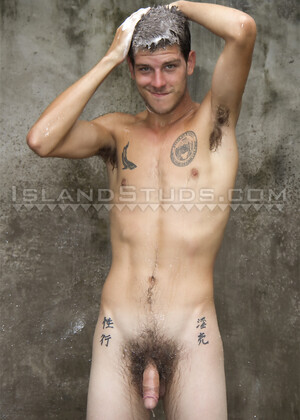 Killer Cock Kurt: Massive 9" Twink Pees, Plays Ukulele Naked and Explodes in Solid Streams of Hawaiian Milk!